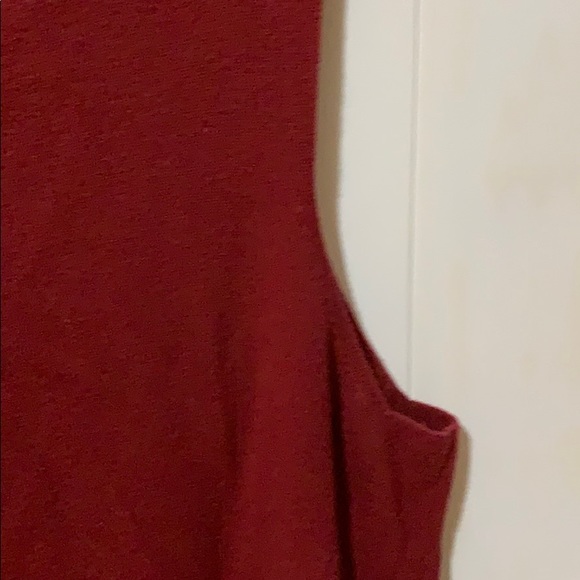 🛑 SOLD Burgundy knit plus sized tank top - Picture 5 of 6